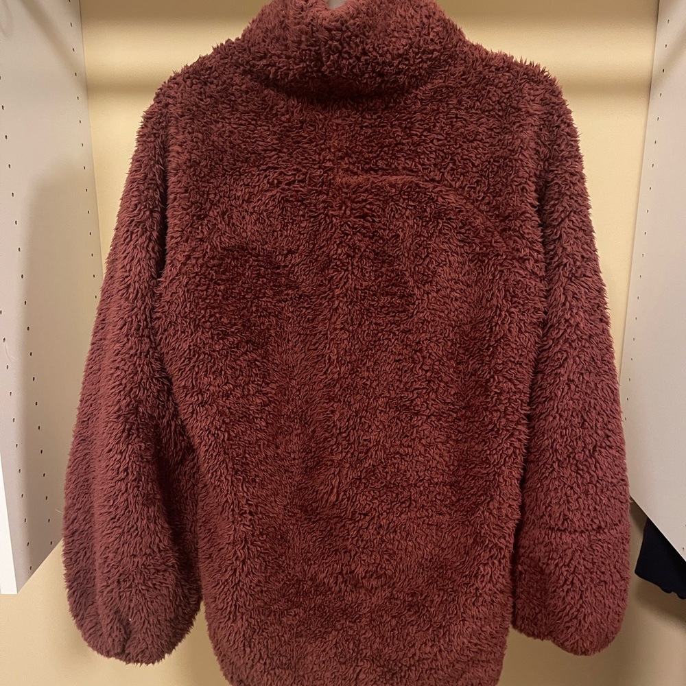 Lululemon Maroon Sherpa Pullover - Picture 4 of 11